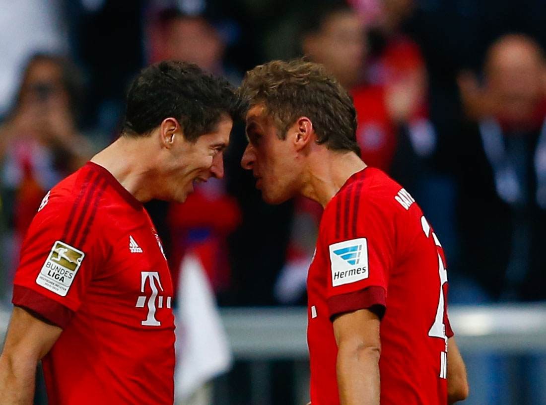 拜仁慕尼黑再次在欧冠中表现出色，排名小组第一的简单介绍