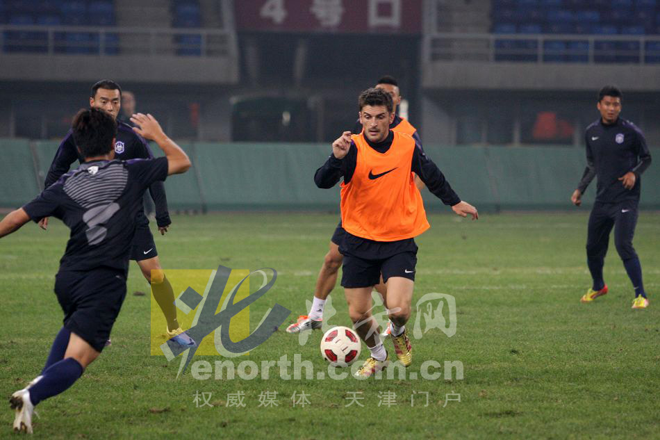 大连实德努力提升，努力备战比赛的简单介绍