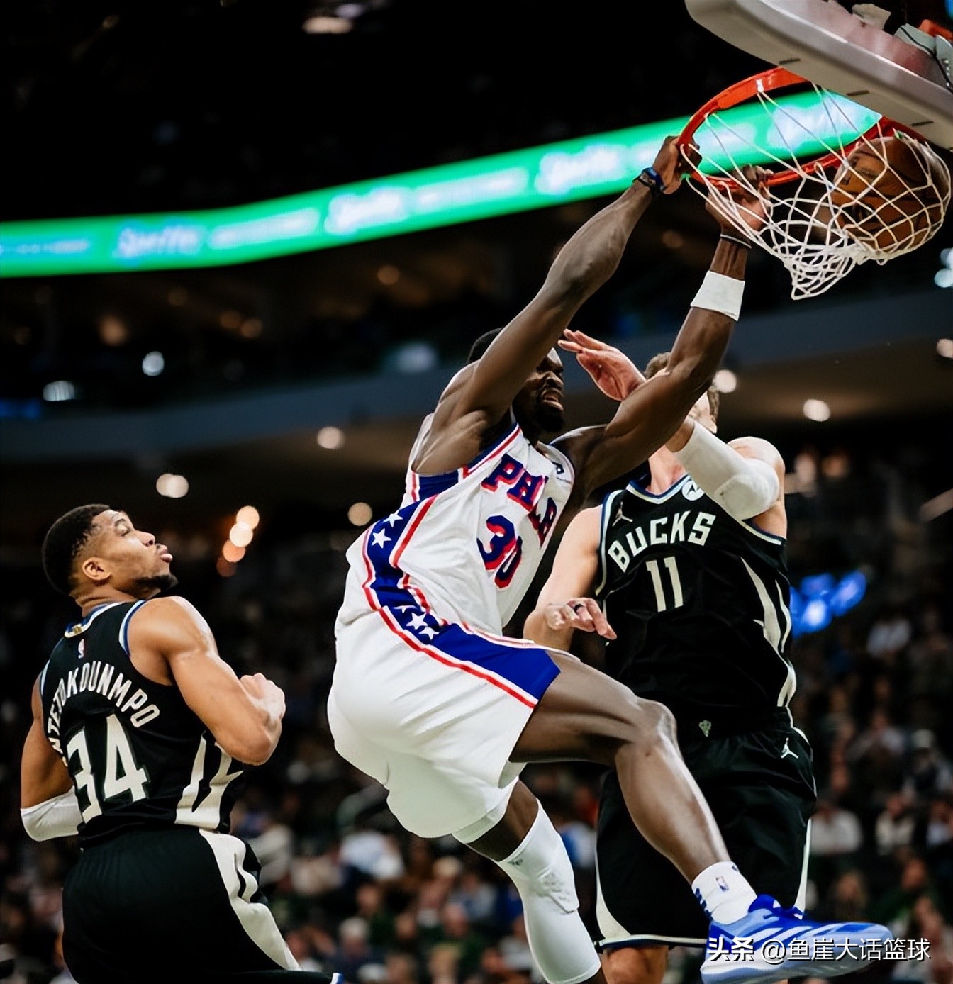 雄鹿在主场大胜篮网晋级东部半决赛