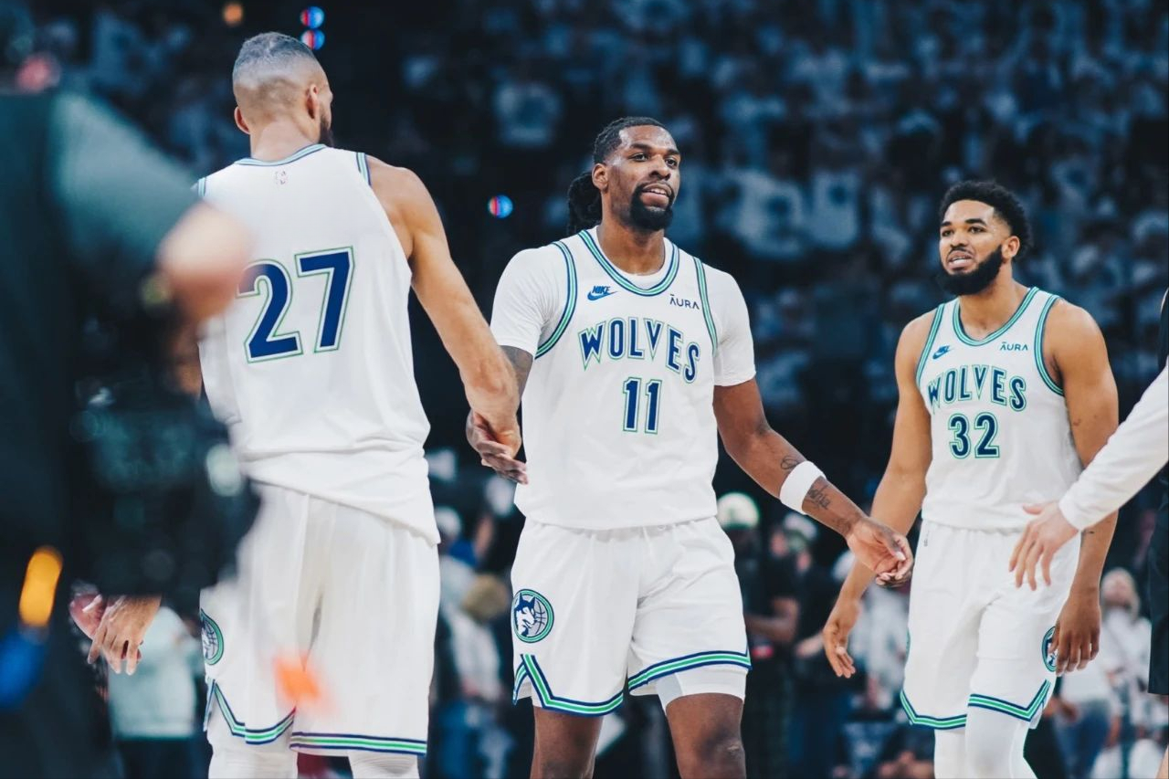 篮网负国王，戈贝尔13+13的简单介绍